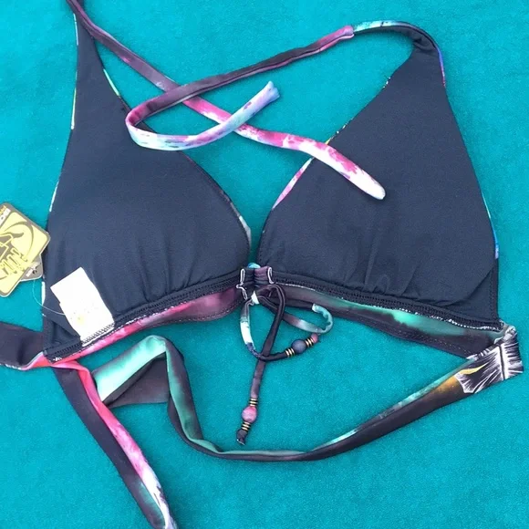 Swimsuit Top - Picture 2 of 6